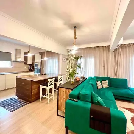 Super Luxury Center Apartment *