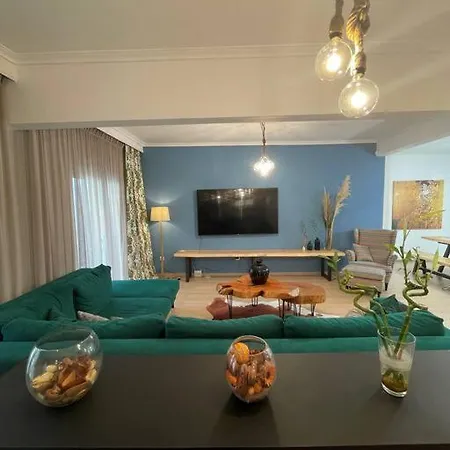 Super Luxury Center Apartment *